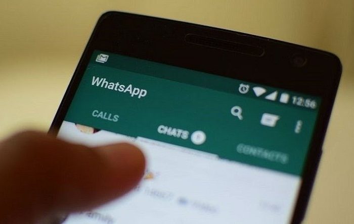 Implementan línea de Whatsapp para que alumnos con poca conectividad aprendan con asistente virtual