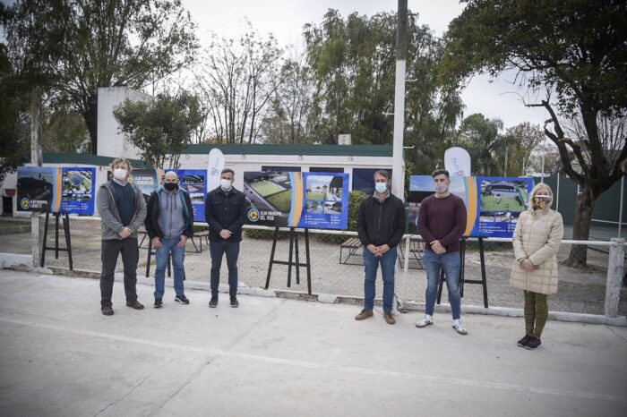 Achával anunció la construcción de tres nuevos centros comunitarios en Pilar