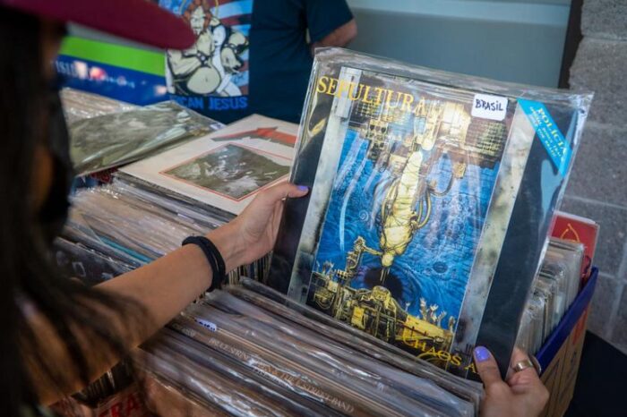 San Isidro: vuelve la feria de discos de vinilos para los amantes de la música