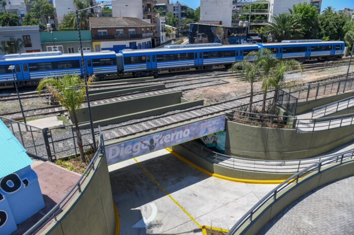 Inauguraron el túnel de San Fernando que homenajea a Maradona