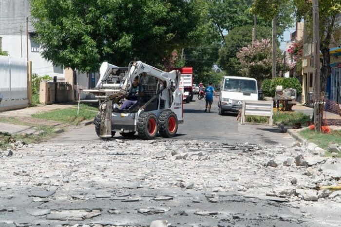 Siguen las mejoras en las calles de San Isidro