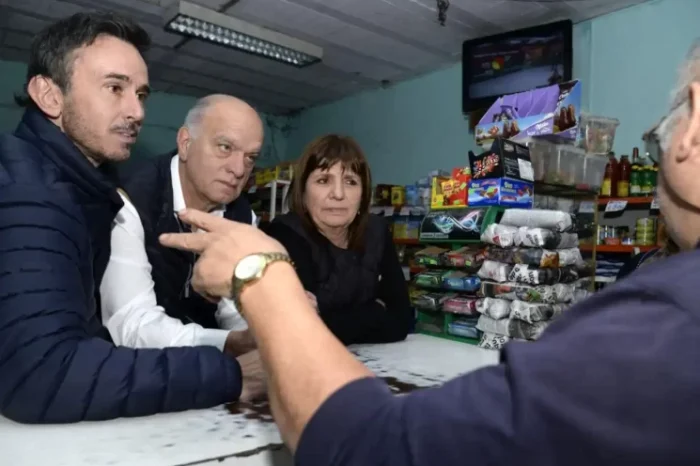 Bullrich y Grindetti visitaron Escobar y Pilar acompañando a Walter Klix y Neuspiller