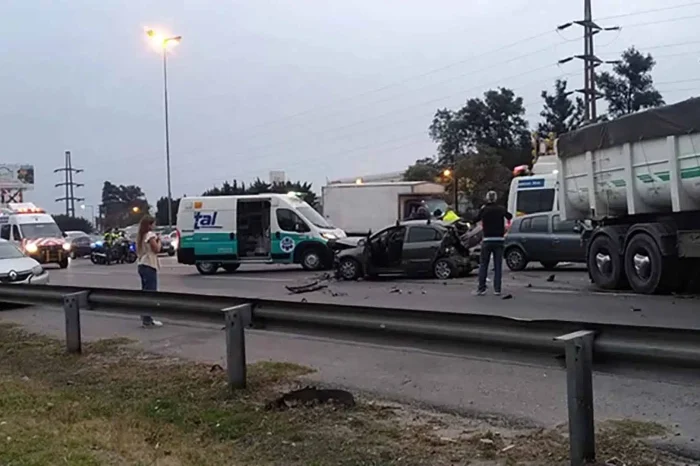 Accidente múltiple en Panamericana: nueve autos chocaron y hay un herido