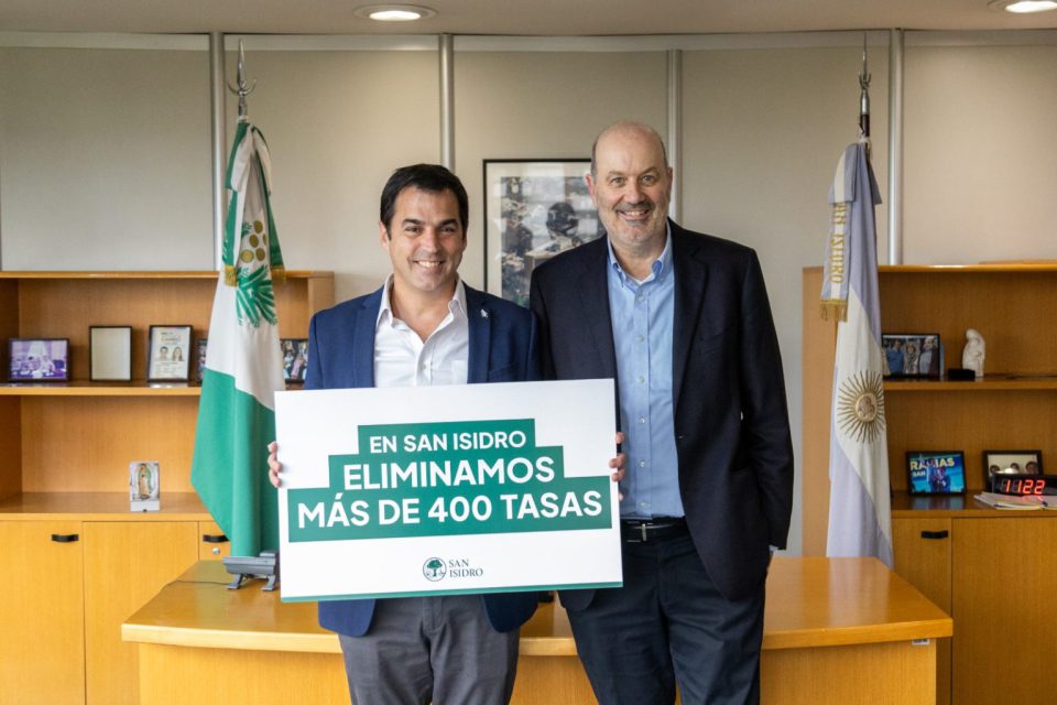 Ramón Lanús junto a Sturzenegger se comprometió a eliminar 400 tasas municipales en San Isidro